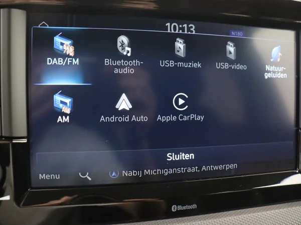 HYUNDAI i10 (2025) — foto 13 van 25