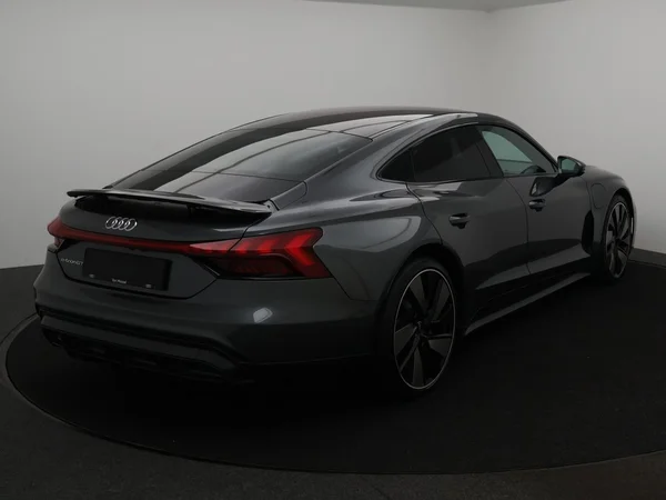 AUDI E-tron GT (2022) — foto 28 van 28