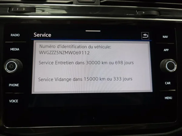 VOLKSWAGEN Tiguan Dsl (2021) — foto 15 van 32