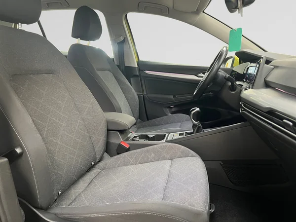 VOLKSWAGEN Golf VIII (2020) — foto 5 van 20