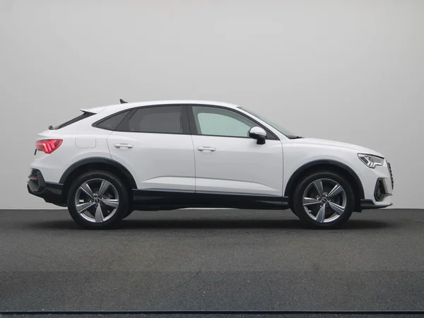 AUDI Q3 Sportback PHEV (2021) — foto 20 van 22