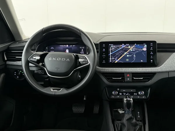 SKODA Kamiq (2025) — foto 14 van 18