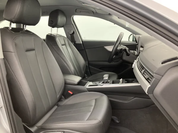 AUDI A4 Avant (2020) — foto 29 van 36