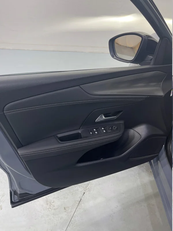 Opel Mokka (2025) — foto 58 van 68