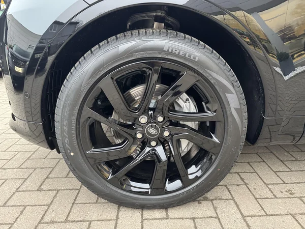 Land Rover Discovery — foto 20 van 20