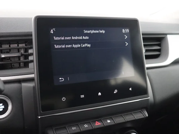RENAULT Captur (2021) — foto 13 van 27