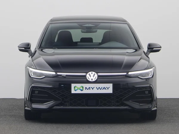 VOLKSWAGEN Golf VIII (2025) — foto 18 van 22