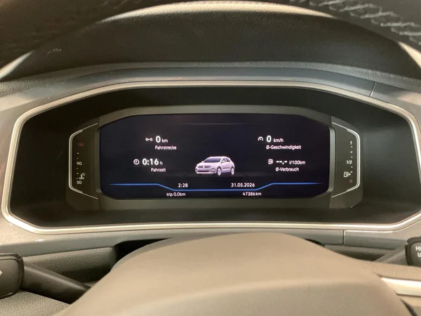 VOLKSWAGEN T-Roc (2022) — foto 6 van 22