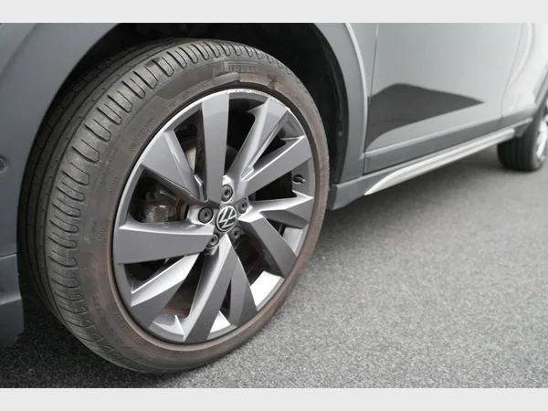 VOLKSWAGEN Taigo (2022) — foto 13 van 26