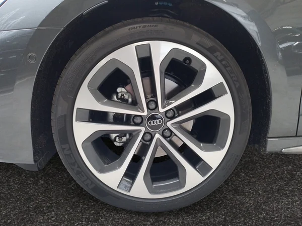 AUDI A3 Sedan (2025) — foto 10 van 15