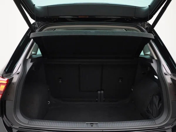 Volkswagen Tiguan (2024) — foto 8 van 43