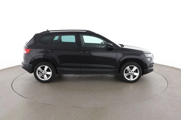 Skoda Karoq (2021) — foto 13 van 16