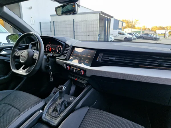 AUDI A1 Sportback (2023) — foto 23 van 23