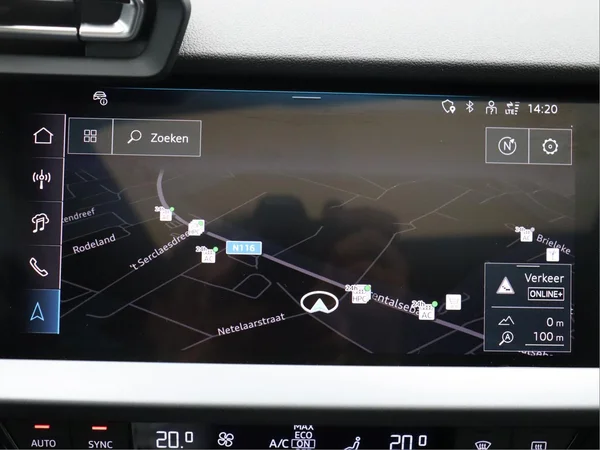 AUDI A3 Sportback PHEV (2025) — foto 12 van 17