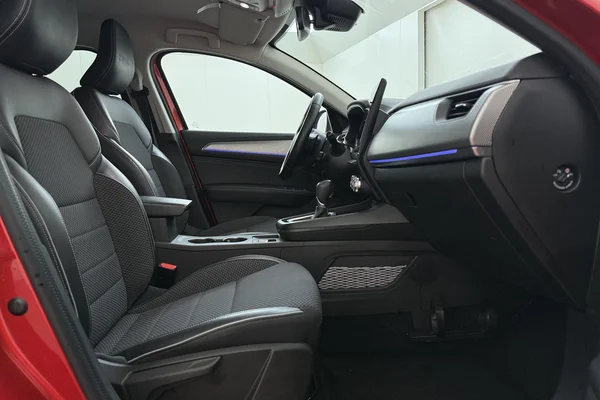 Renault Arkana (2022) — foto 16 van 18