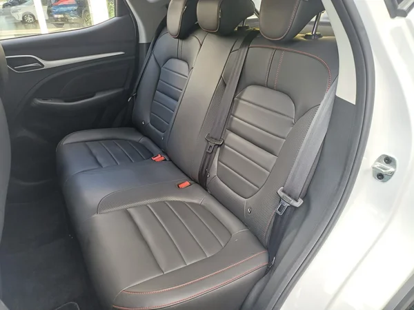 MG ZS (2024) — foto 12 van 14