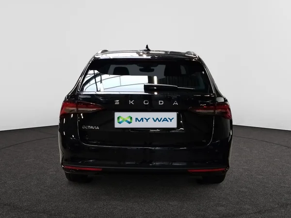 SKODA Octavia Combi (2025) — foto 14 van 15