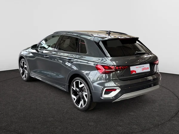 AUDI A3 Alltstreet (2025) — foto 18 van 24