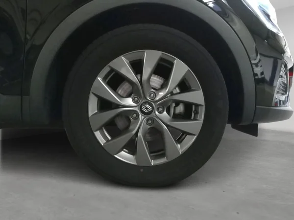 Renault Arkana (2024) — foto 18 van 21