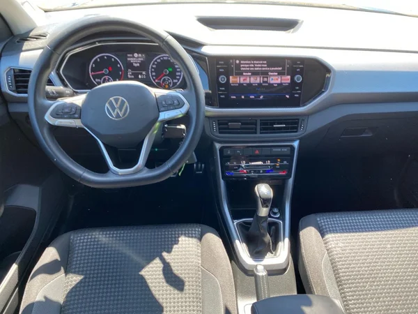 VOLKSWAGEN T-Cross (2022) — foto 8 van 8