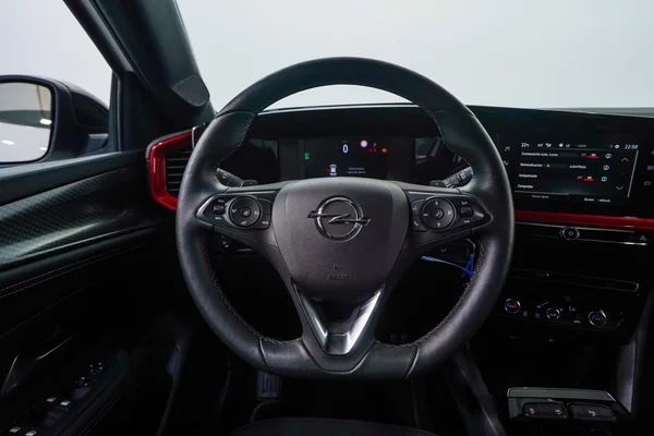 Opel Mokka (2022) — foto 9 van 46