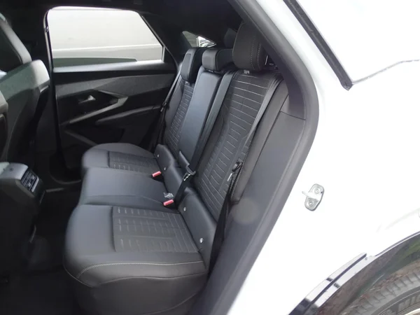 Peugeot e-3008 (2026) — foto 5 van 26