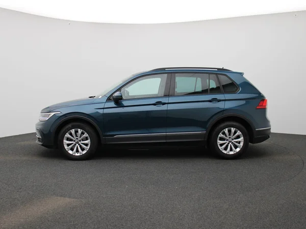 Volkswagen Tiguan (2022) — foto 35 van 39