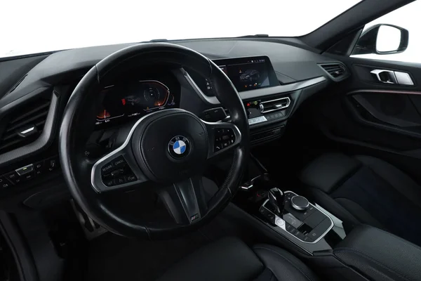 BMW 2-serie (2022) — foto 2 van 16