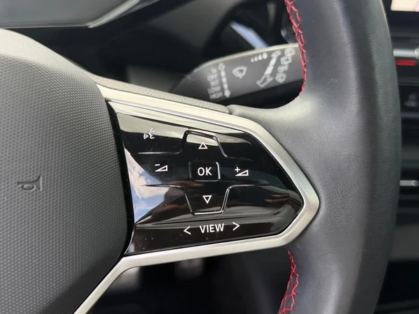 VOLKSWAGEN ID.4 (2023) — foto 5 van 21
