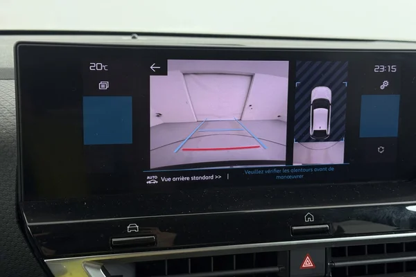 Citroen C4 (2022) — foto 3 van 28
