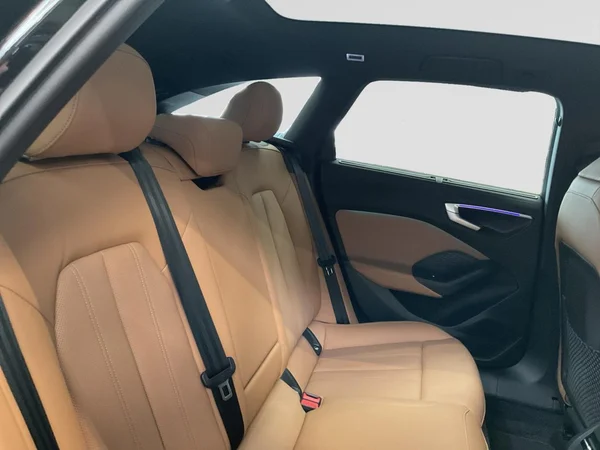 AUDI A5 Avant e-hybrid (PHEV) (2026) — foto 11 van 22