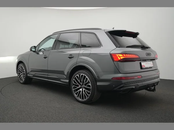 AUDI Q7 e-hybrid (PHEV) (2024) — foto 35 van 37