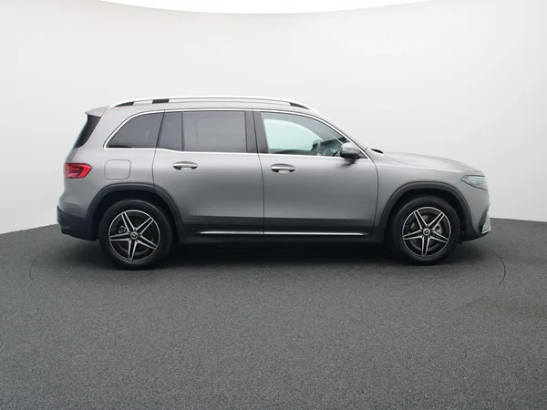 Mercedes-Benz EQB (2025) — foto 29 van 32