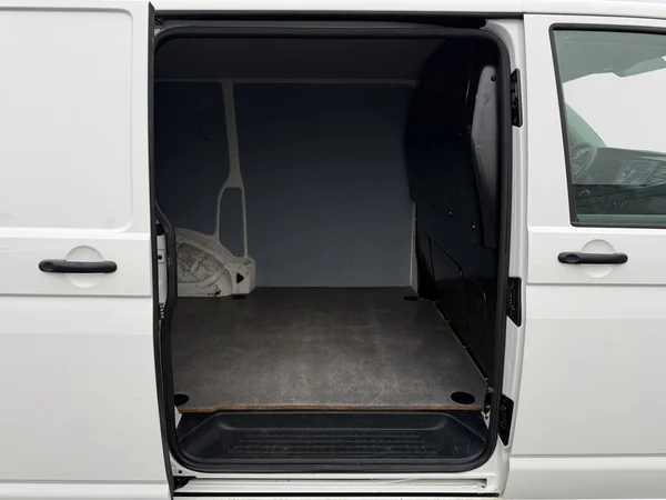 VOLKSWAGEN Transporter T6.1 1000 Fou Swb (2023) — foto 11 van 13