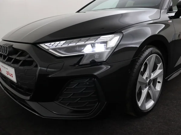 AUDI A3 Sportback (2025) — foto 8 van 18