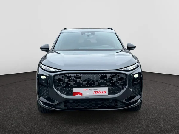 AUDI Q3 SUV (2025) — foto 5 van 24