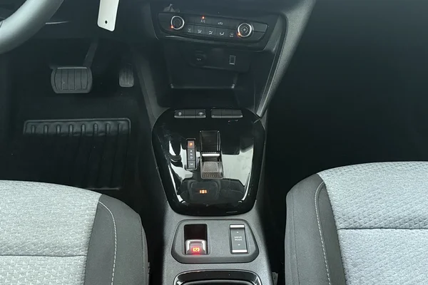 Opel Corsa (2025) — foto 4 van 23