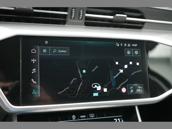 AUDI A6 Avant (2024) — foto 13 van 31