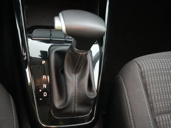 Kia Stonic (2025) — foto 16 van 25