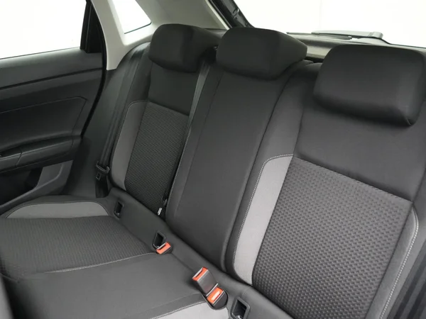 VOLKSWAGEN Polo (2026) — foto 2 van 26