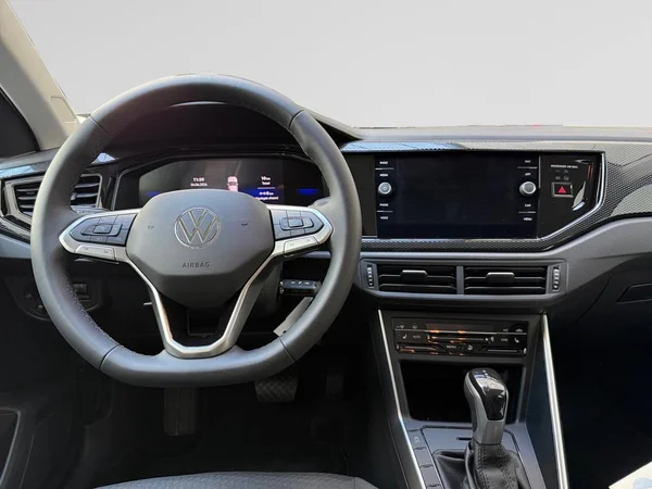 VOLKSWAGEN Polo (2026) — foto 12 van 16