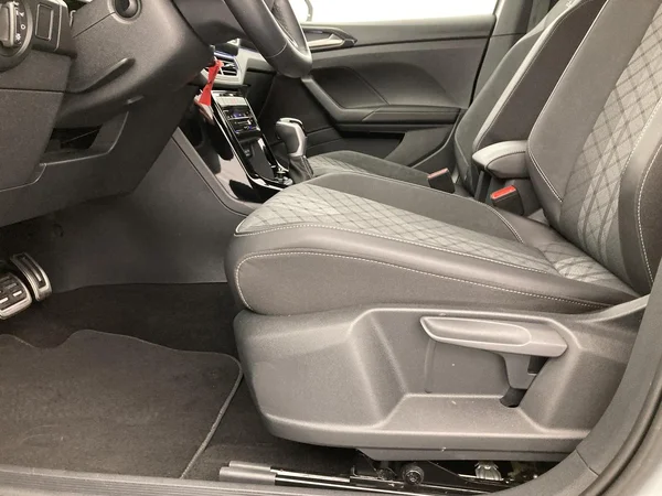 VOLKSWAGEN T-Cross (2025) — foto 17 van 36