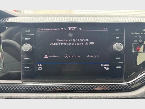 Volkswagen Taigo (2023) — foto 10 van 25