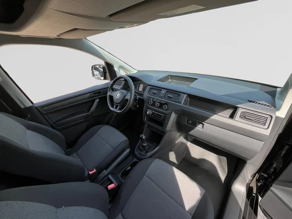 VOLKSWAGEN Caddy Van (2017) — foto 11 van 17