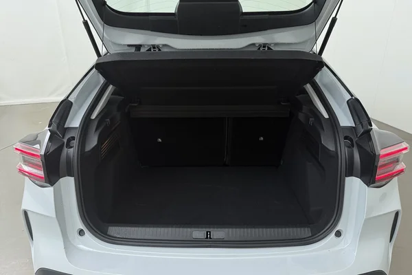 Citroen C4 (2025) — foto 12 van 16