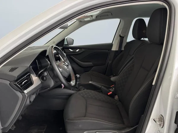 SKODA Kamiq (2020) — foto 3 van 29