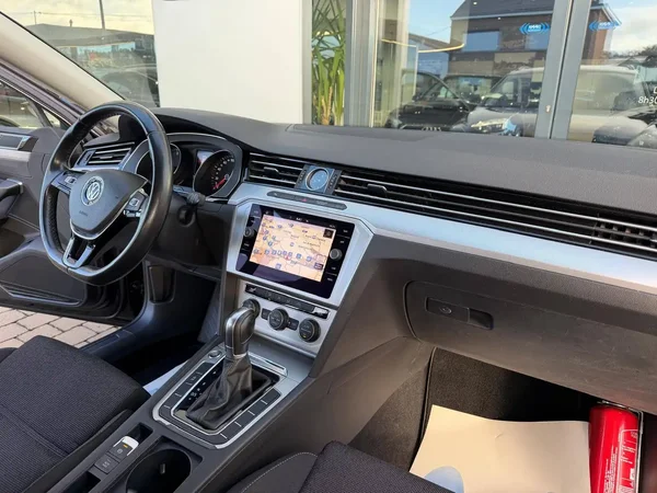 Volkswagen Passat (2019) — foto 8 van 23