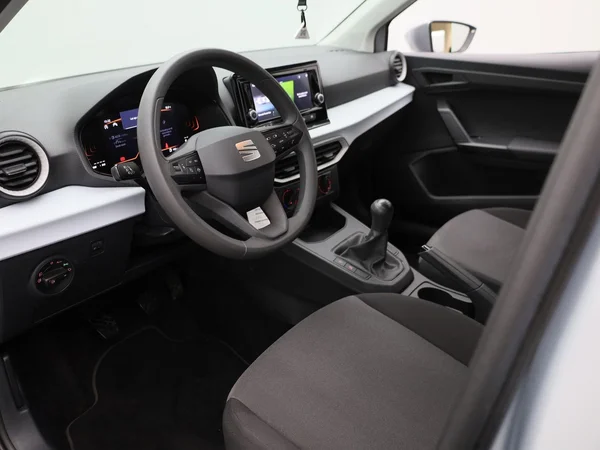 SEAT Arona (2023) — foto 7 van 33