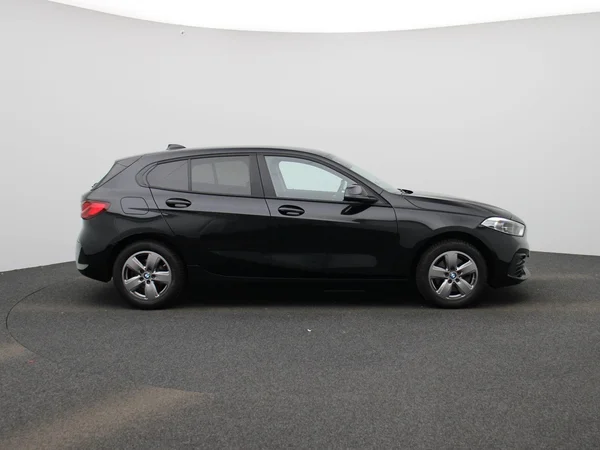 BMW 1 Reeks (2024) — foto 37 van 40