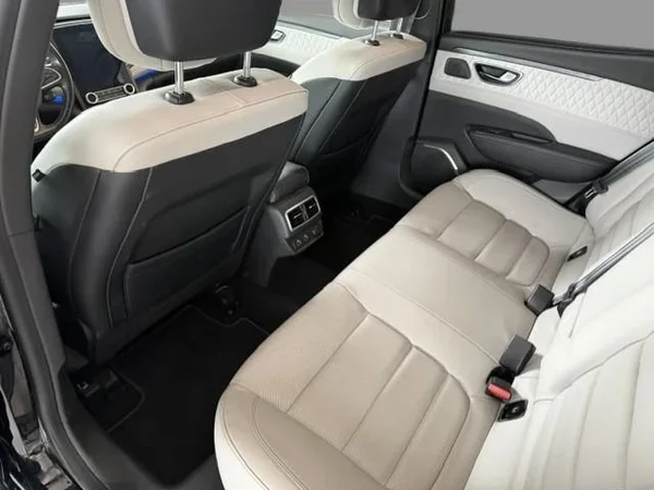 Renault Talisman (2021) — foto 17 van 17